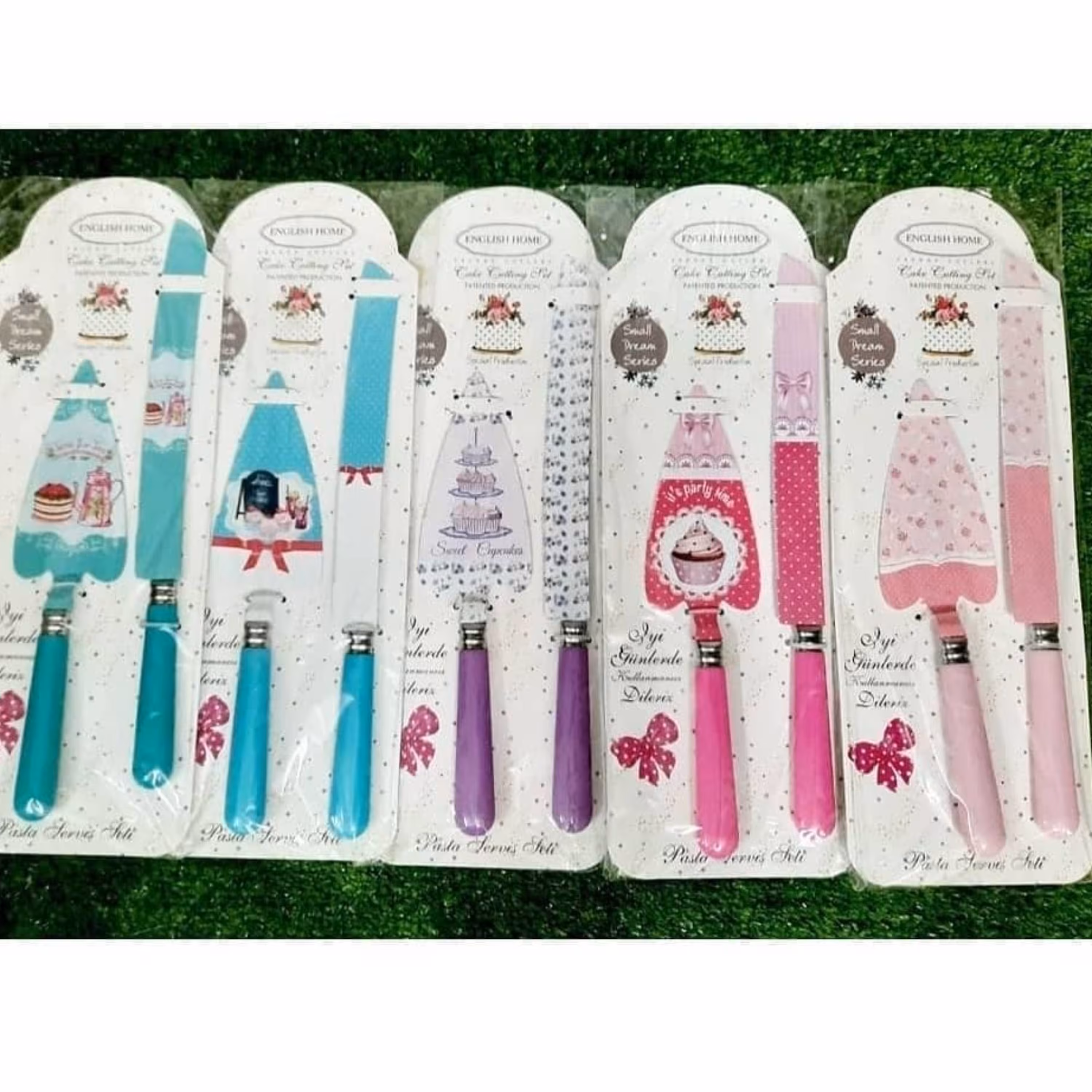 ست کارد وکفگیر کیک مثلثی(ست چاقو و کفگیر- کارد کیک)رنگ بندی صورتی ابی انگلیش هوم