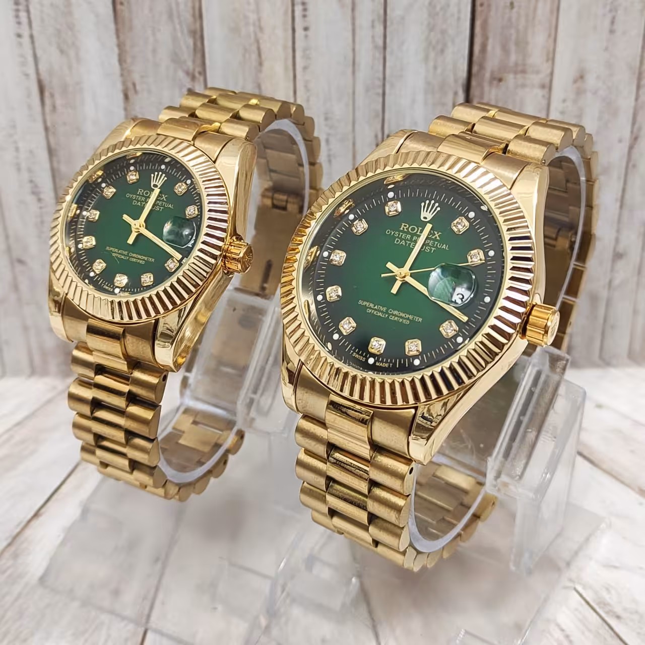 ساعت   ست رولکس های کپی درجه یک طلایی زمینه سبز