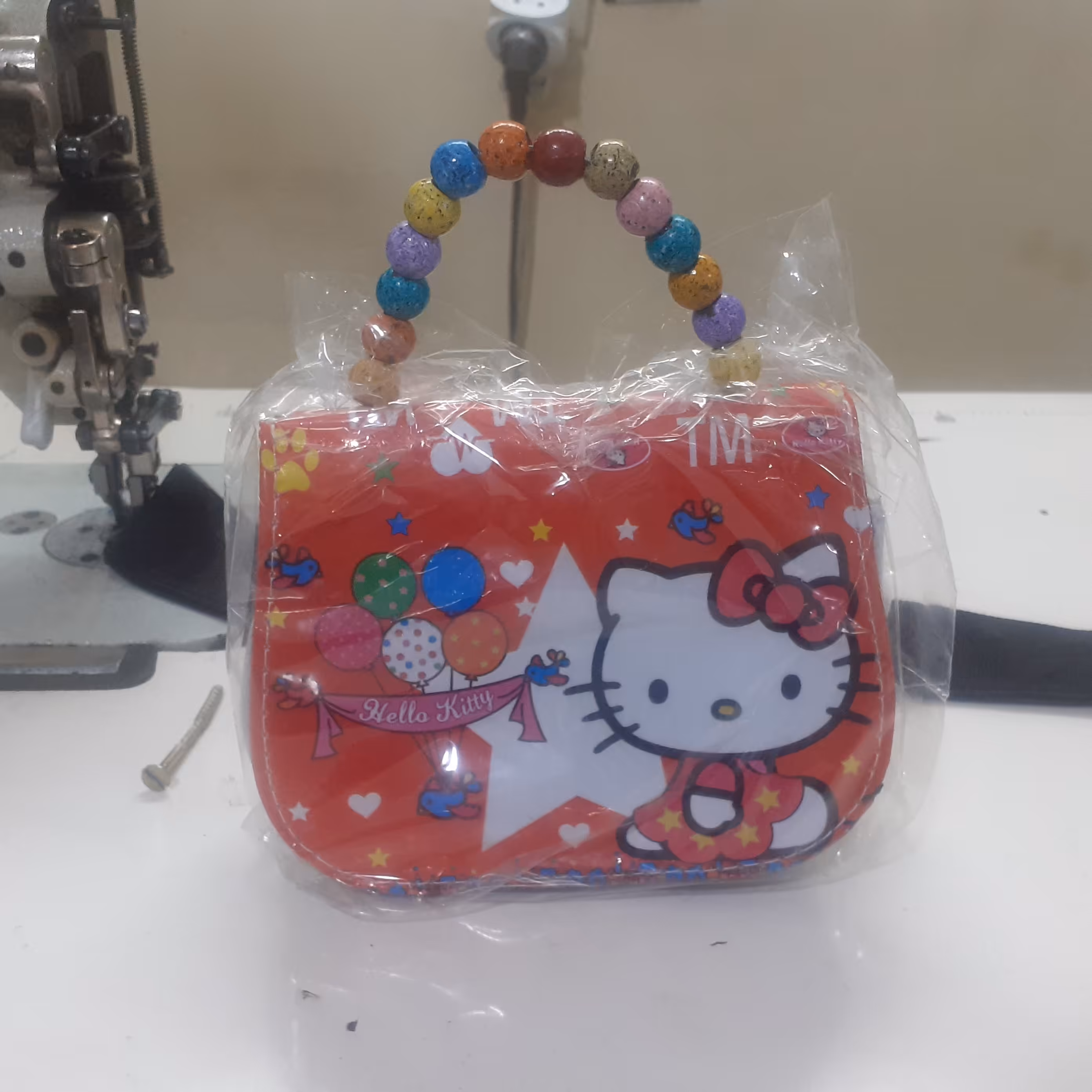 کیف بچگانه با طرح کیتی