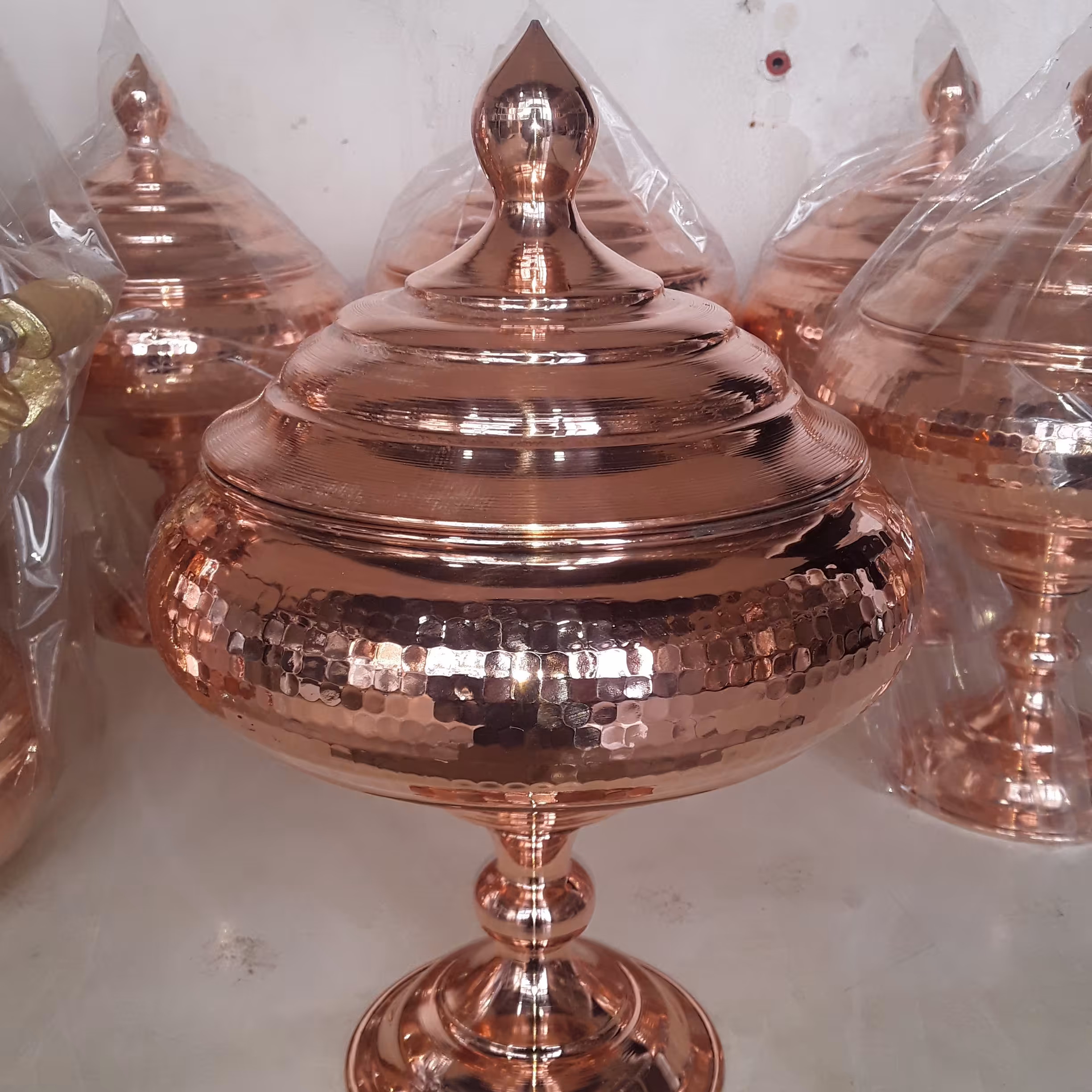 آجیل خوری پایه دار مدل سفینه ای خیلی پر طرفدار ارتفاع27 وزن510گرم