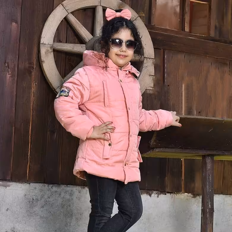 کاپشن دخترانه ارسال رایگان  کاپشن  اسپورت کاپشن بچگانه کاپشن  کلاه دار  کاپشن دخترانه خز دار  سایز 45