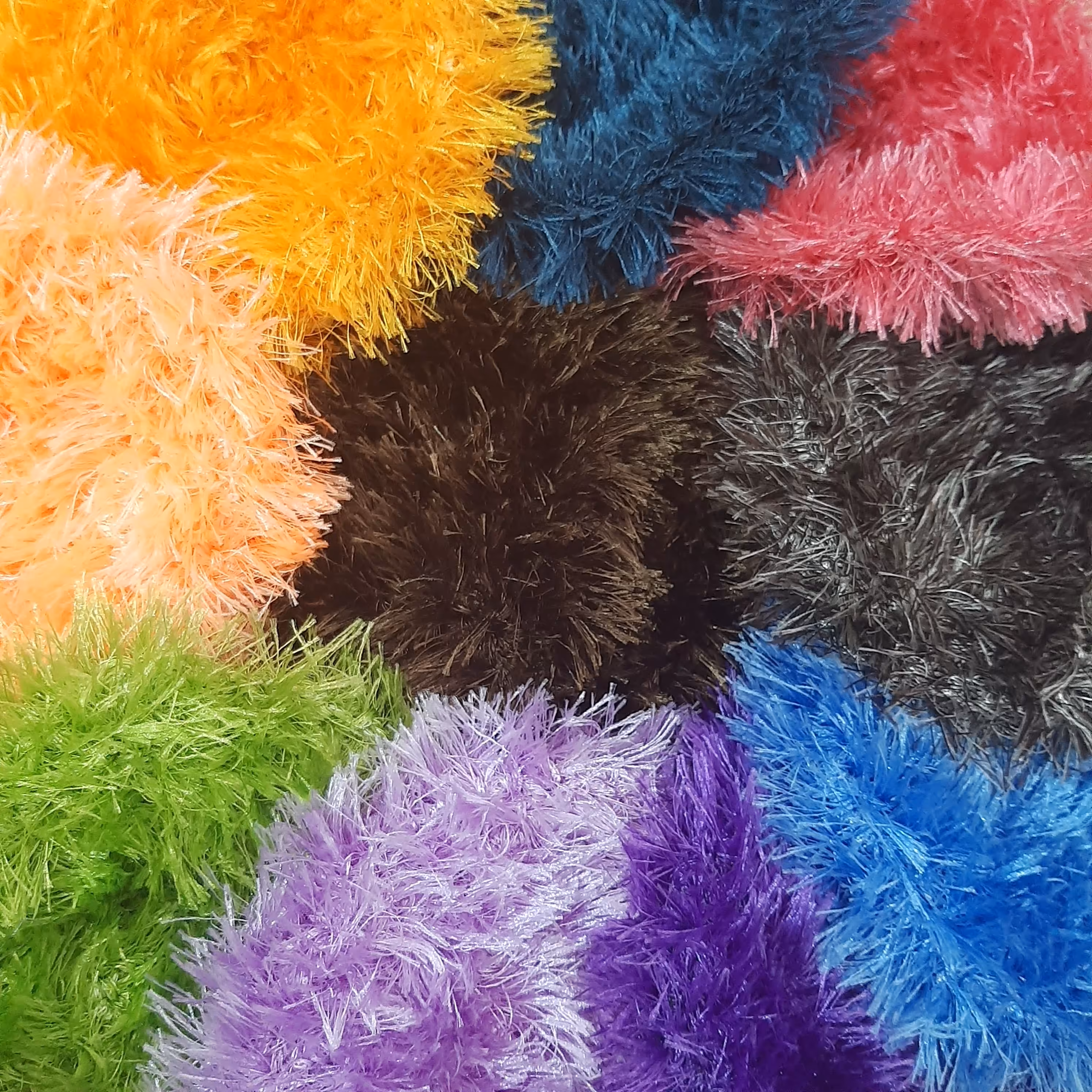 پک 10 تایی اسکاج درجه یک همه ی رنگ ها قطر 13 سانتی متر بسیار نرم و لطیف