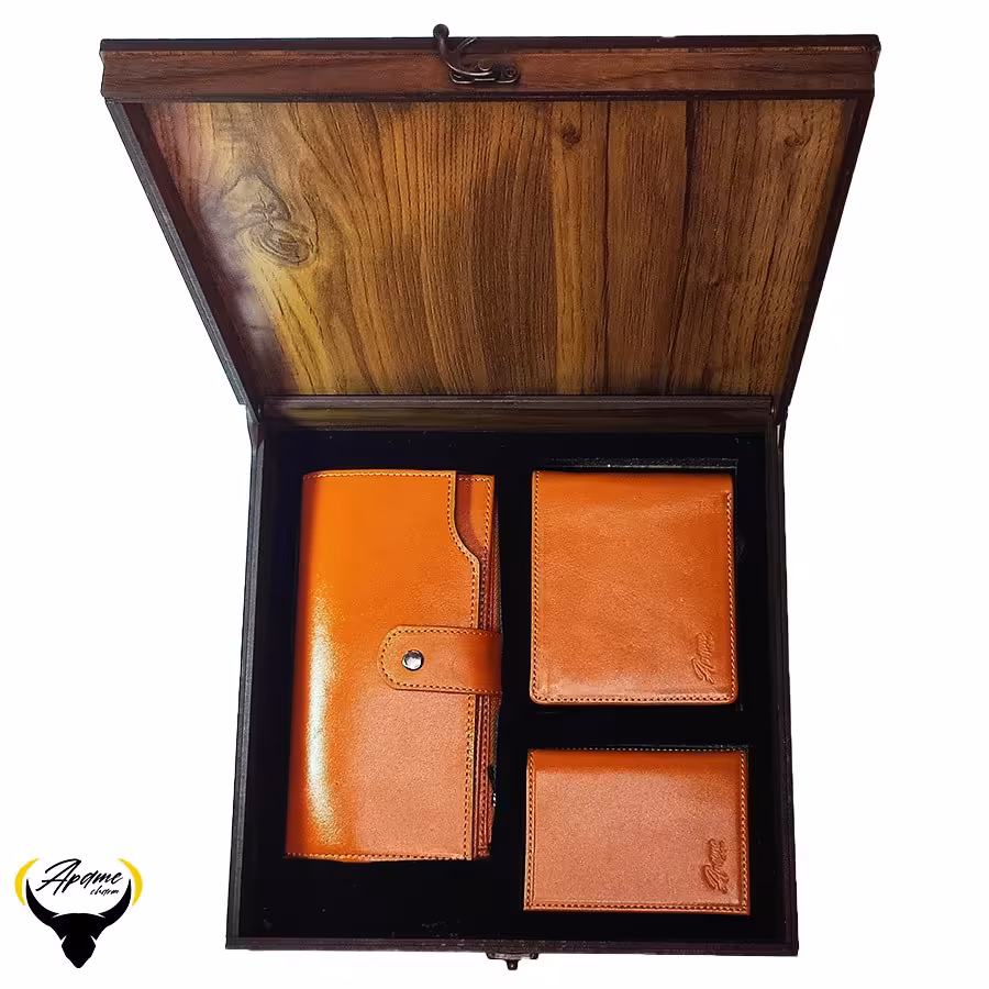 ست جاکارتی و کیف پول کتی و کیف پول جیبی چرم طبیعی کد 172