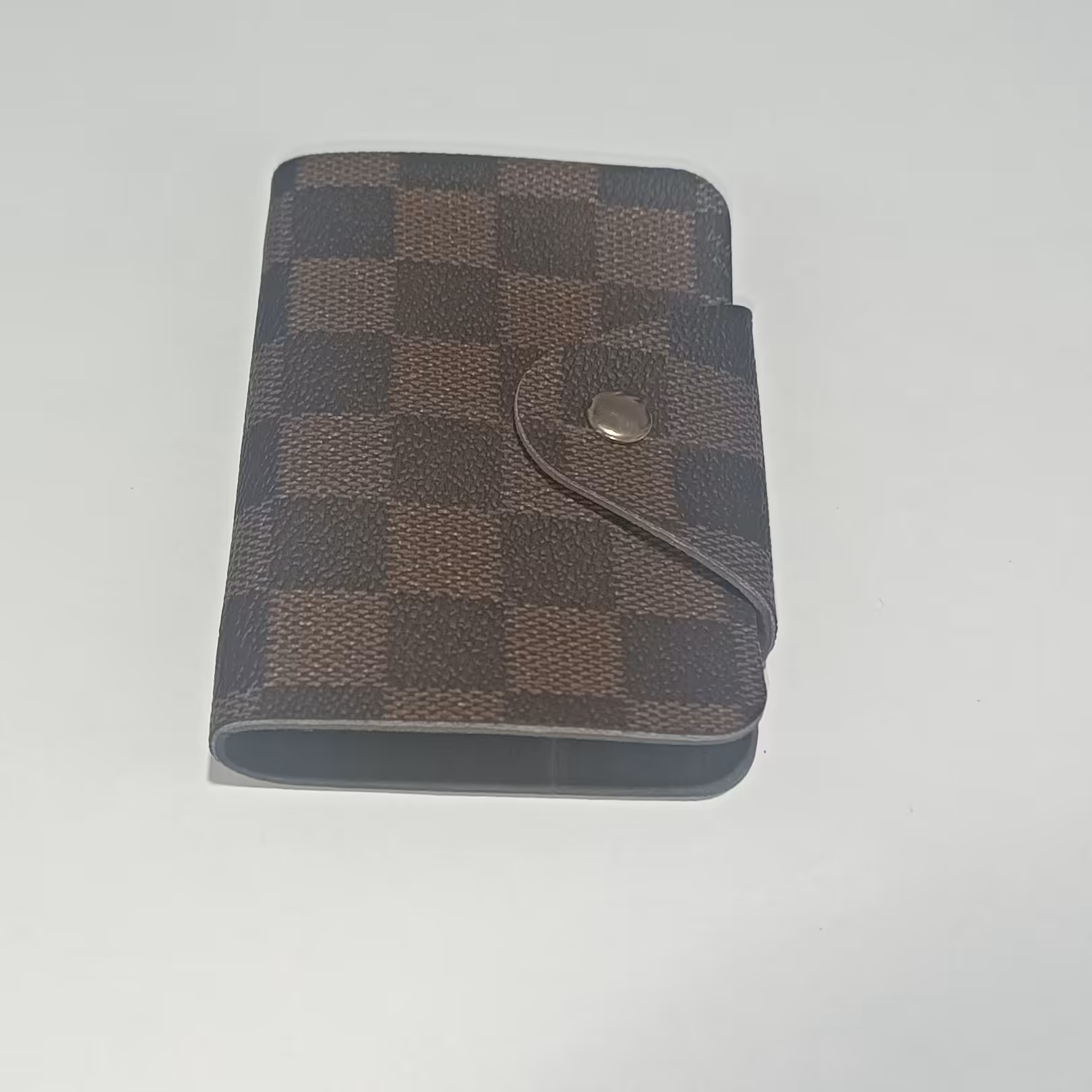 جاکارتی اسپورت دکمه پرسی شانزده عددی طرح شش