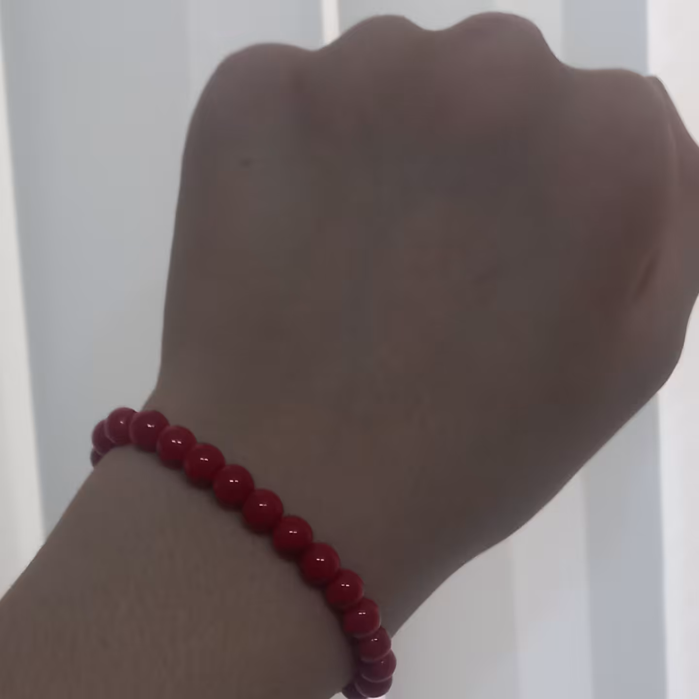 دستبند قرمز ظریف زیبای ساده شیک 