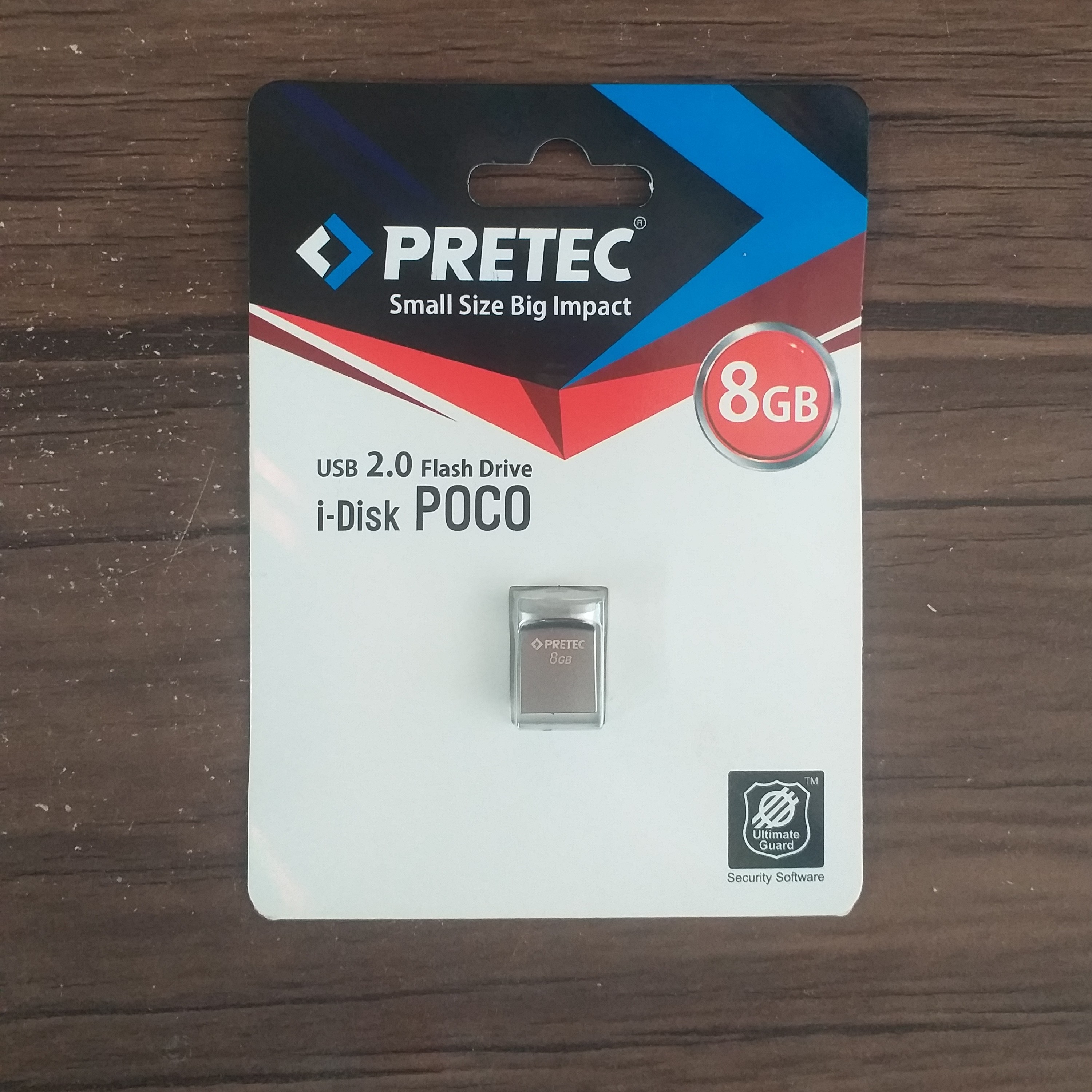 فلش 8گیگ pretecبا گارانتی