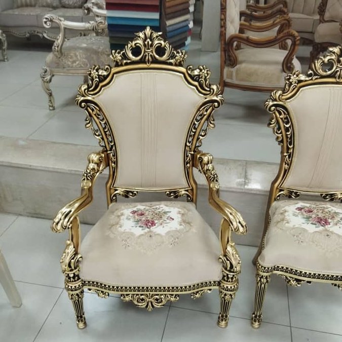 مبل کلاسیک  مدل اطلسی 9نفره با جلو مبلی