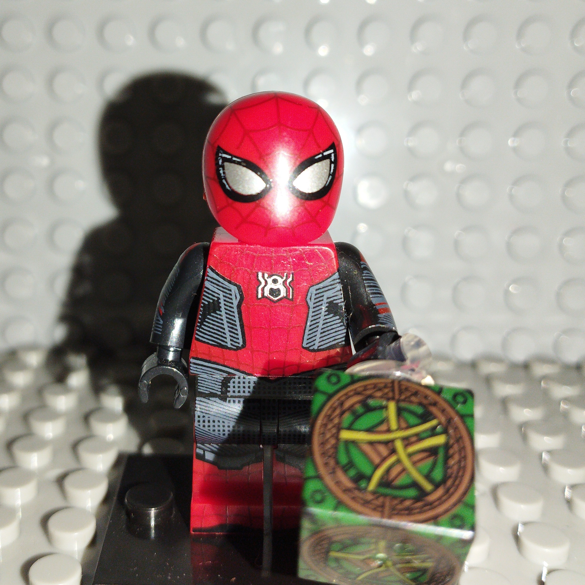 لگو مرد عنکبوتی دور از خانه 