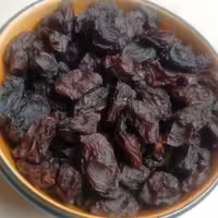 ✔️مویز قرمز یک ونیم کیلویی تمیز شده ...✔️