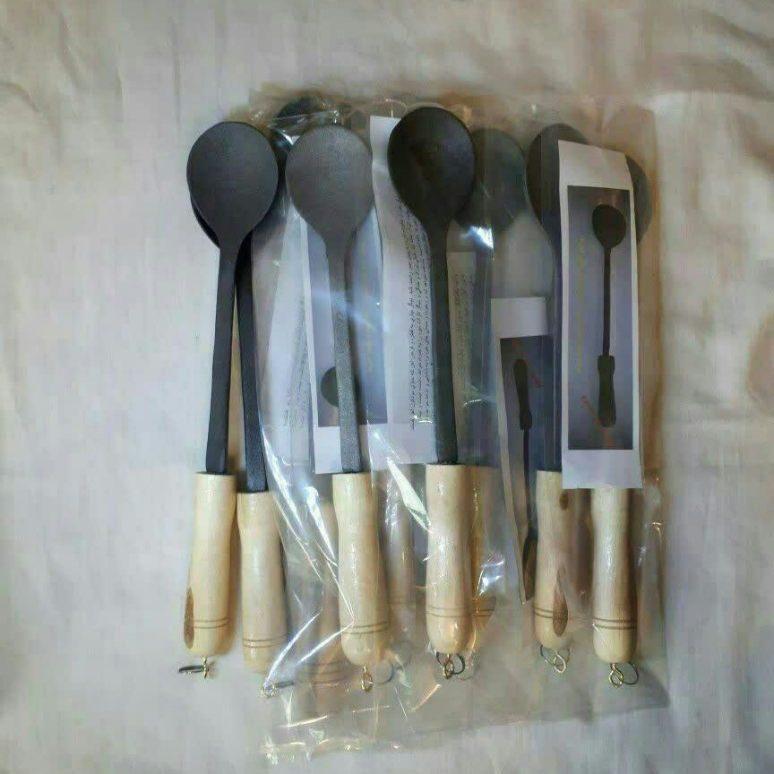 کفگیر حسوم آهنی با دسته چوبی