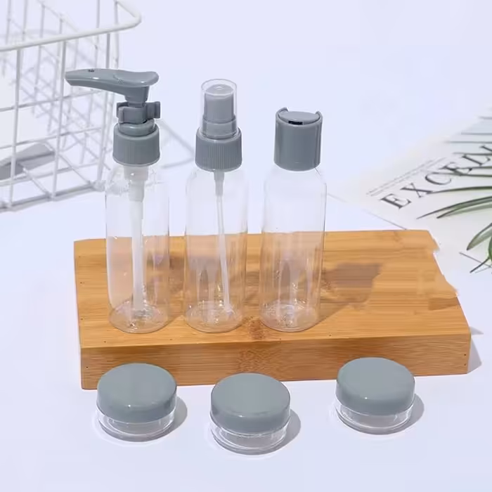 پک مسافرتی آرایشی و بهداشتی 6 عددی