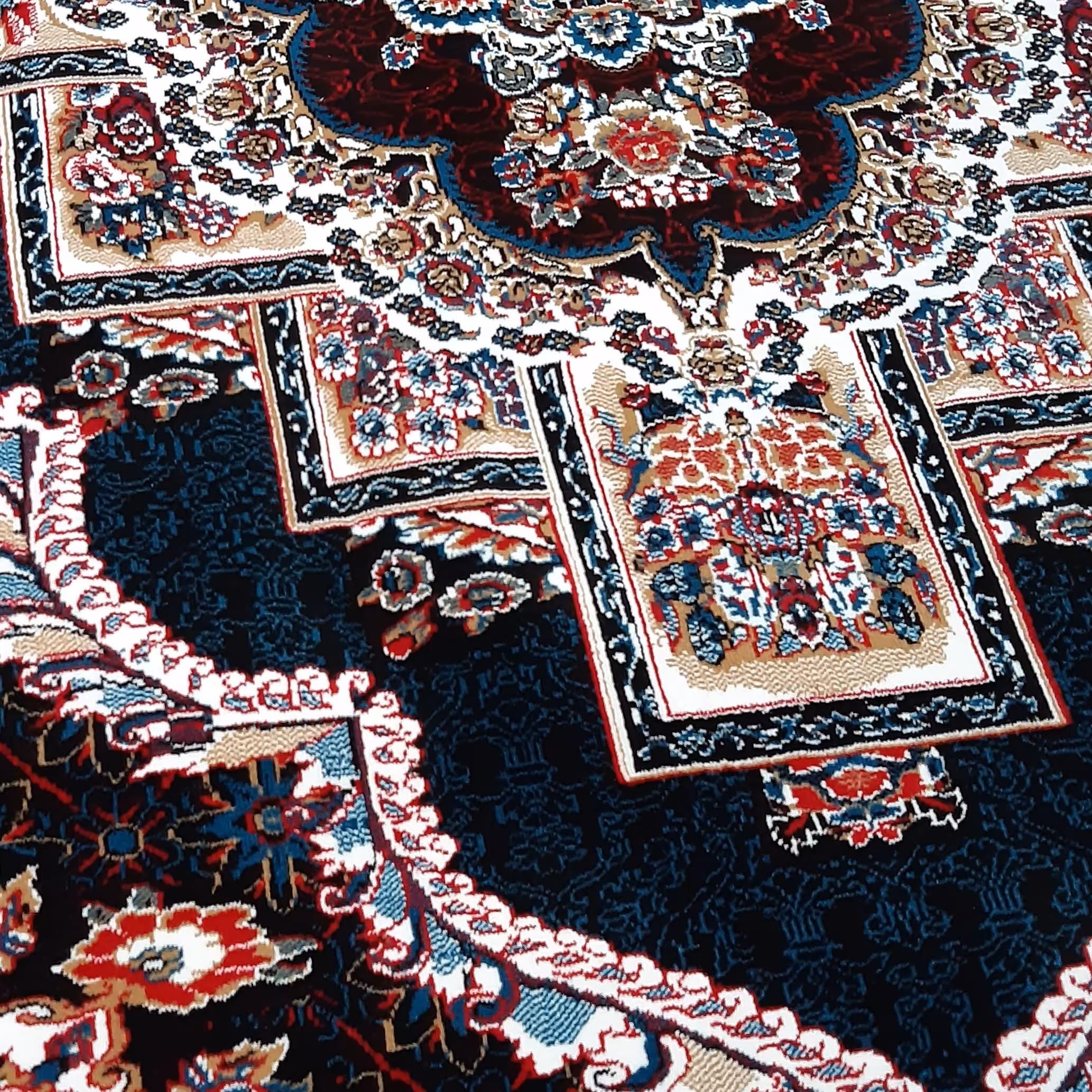 فرش 4متری 440 شانه بی سی اف