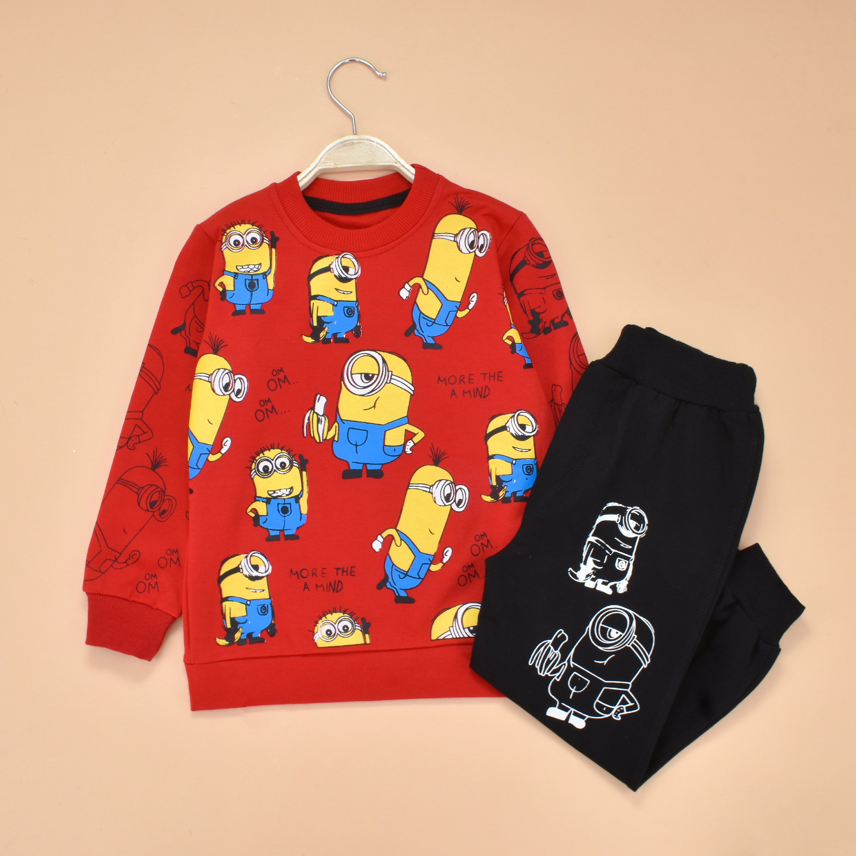 بلوز شلوار مینیون 