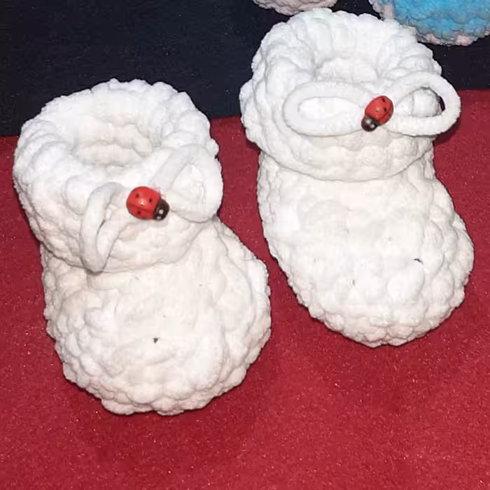 پاپوش نوزادی دستباف مخمل