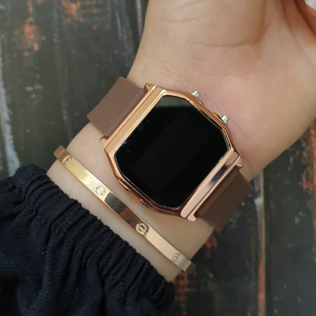 ساعت مچی ال ای دی بند حصیری  قاب رزگلد کپی شده از ساعت هوشمند.led 