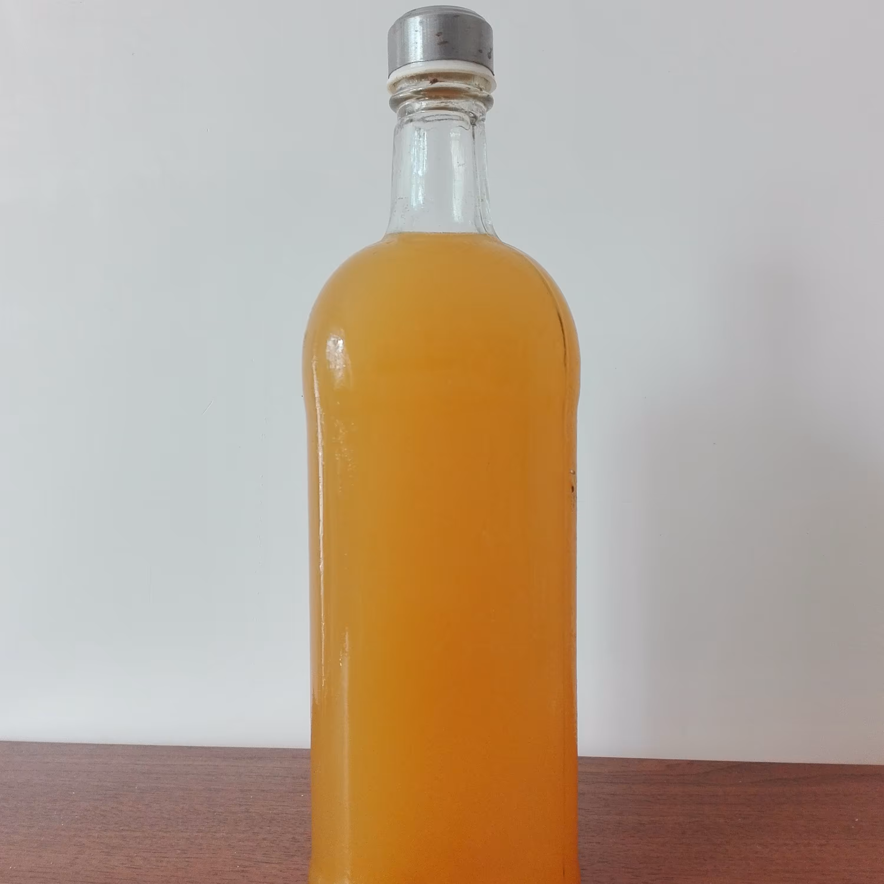 آب نارنج تازه طبیعی و 100درصد خالص شمال (بدون نمک )