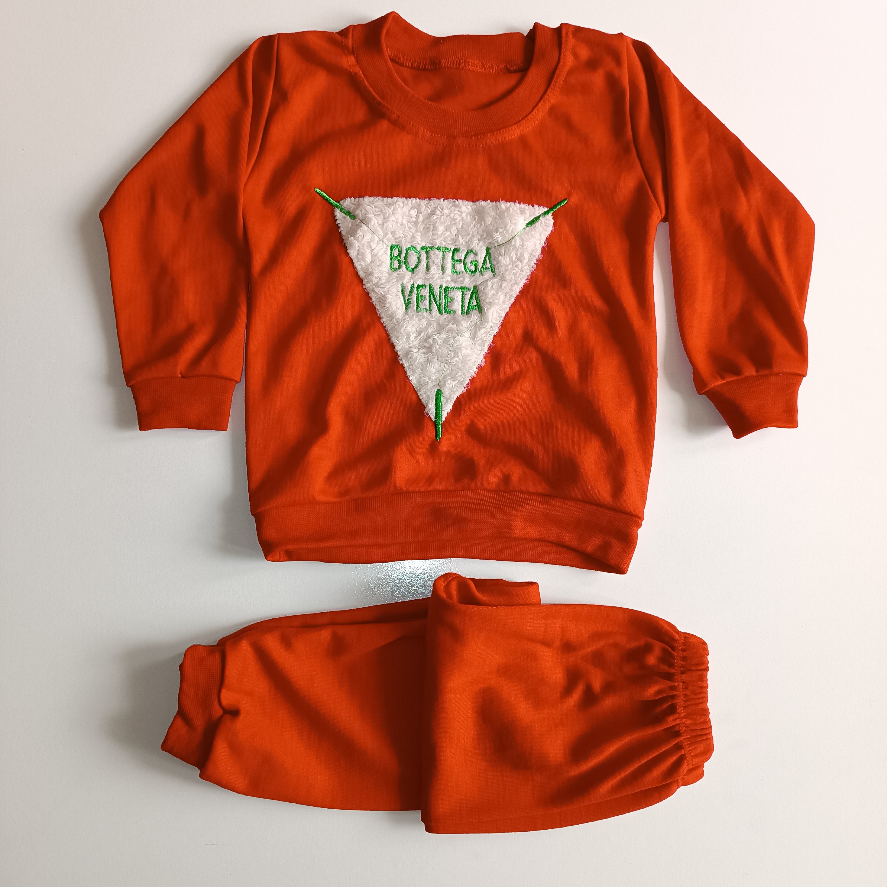 لباس ست اسپرت بلوز و شلوار بچگانه