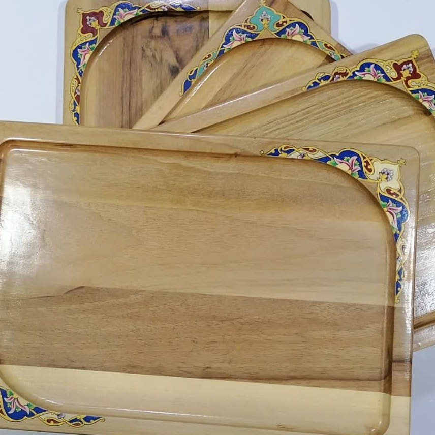 سینی پذیرایی چوب گردو با پایه فلزی و منقوش به هنر تذهیب