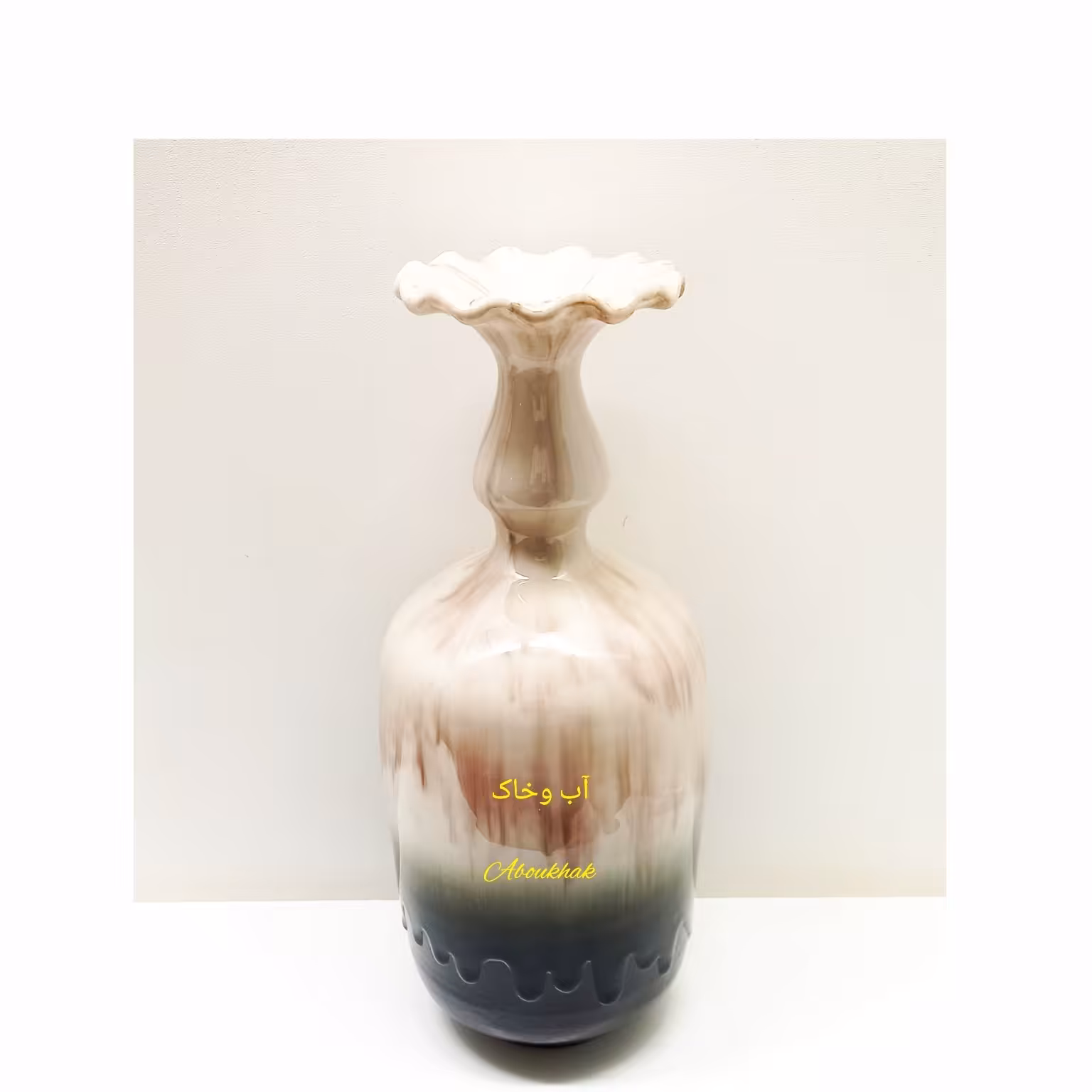 گلدان استوانه لب چین اشکی متوسط