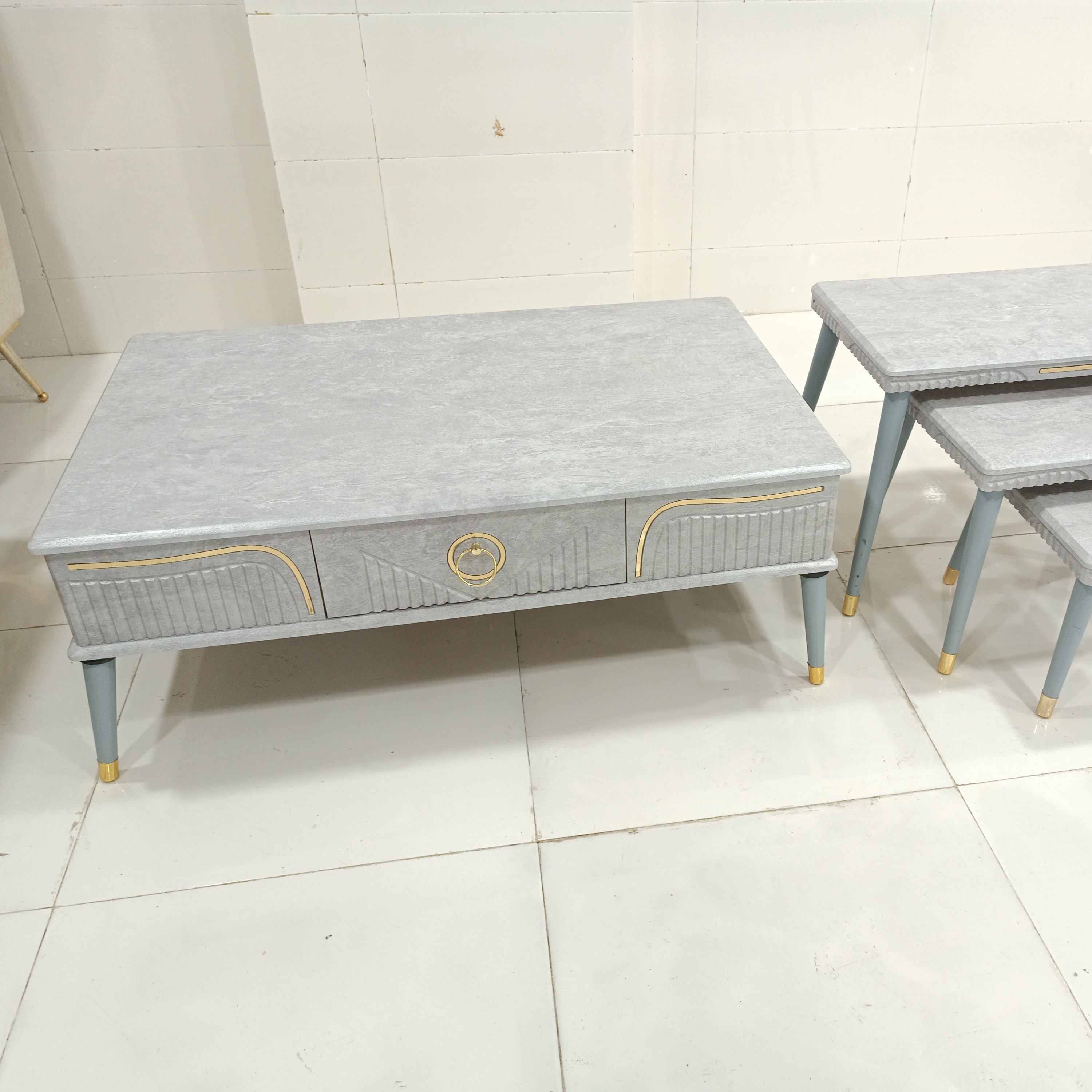 میز و عسلی 4 تکه مبل طرح راش رنگ طوسی ابر و بادی بسته بندی کارتن