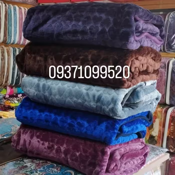 پتو نرمینه دونفره مدل نگین ساکدار براق و لطیف طرح برجسته قلب رنگهای متنوع