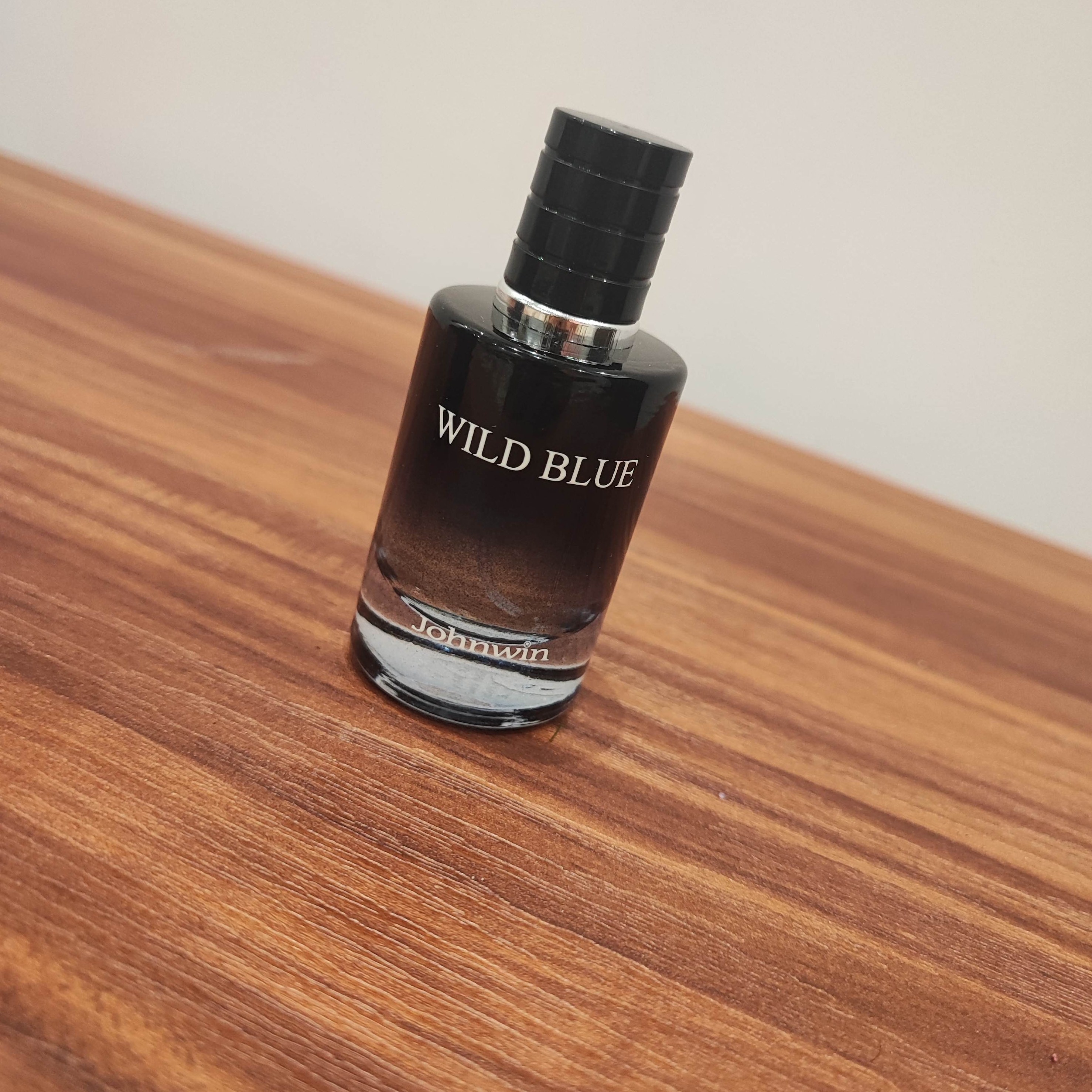 عطر مردانه