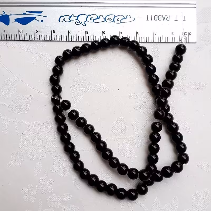 سنگ اونیکس براق سایز 6(یک ریسه )