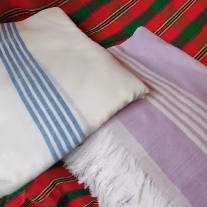 حوله دستباف نخی ماهتاب سایز 1در2 حمامی رنگ یاسی 