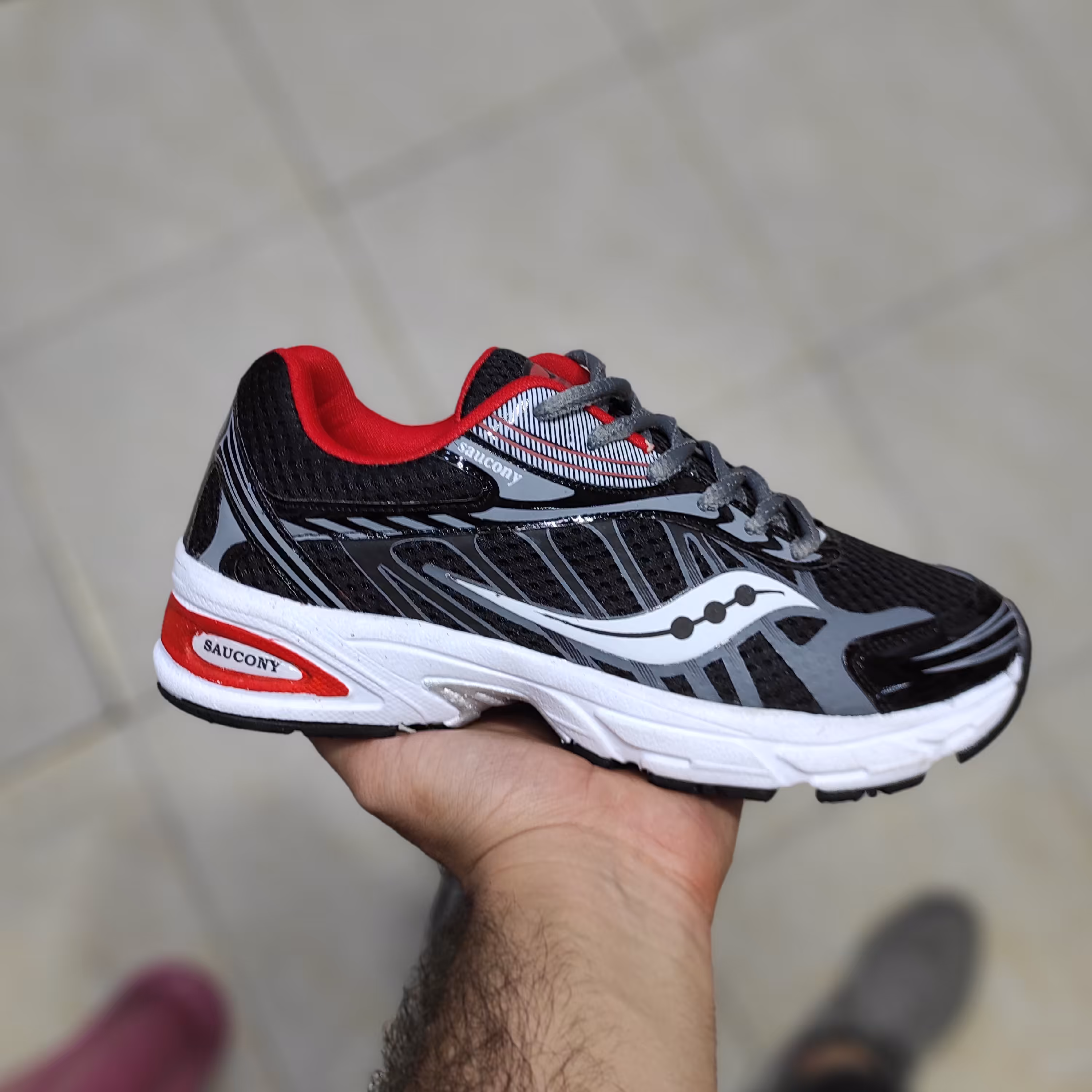 کفش اسپرت مردانه مدل ساکونی 