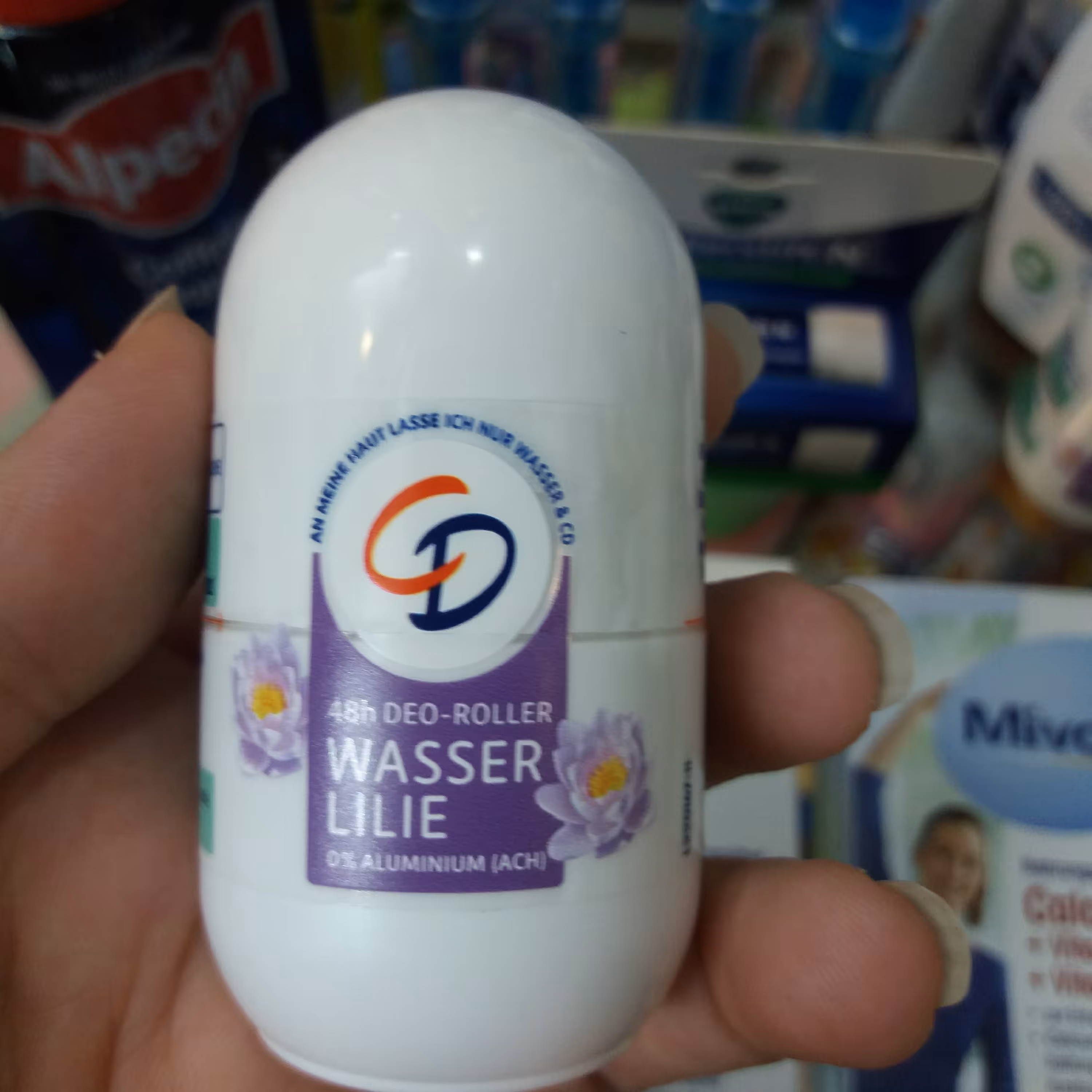 مام رولت  سایز کوچک  و سبک مخصوص داخل کیف با رایحه ملایم 