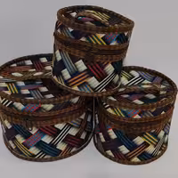 باکس گرد جنس کرپ  3تایی باهم  در طرح بکدی مختلف.برای مصارف مختلف