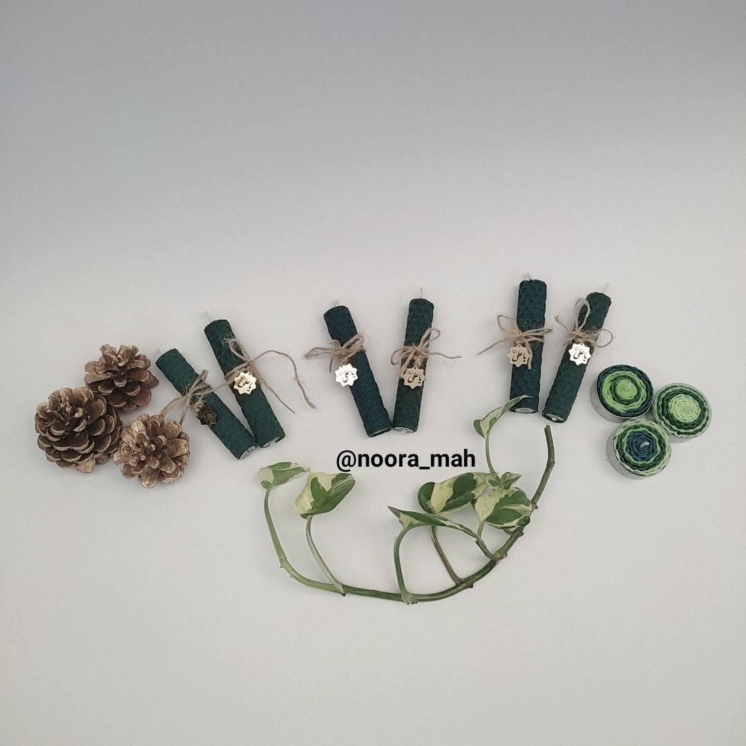 گیفت عید غدیر شمع سبز  همراه پلاک یاعلی(ع) به طول9 سانیمتر و عرض2 سانتیمتر