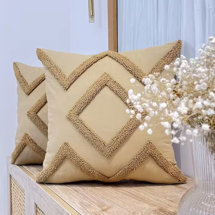 کوسن مبل قابل اجرا در طرح و رنگ و ابعاد دلخواه دوخته شده با تکنیک نیدل پانچ