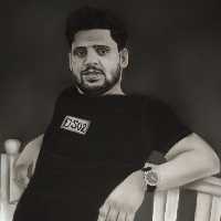 طراحی چهره پرتره سیاه قلم 50در70 سیاه سفید 