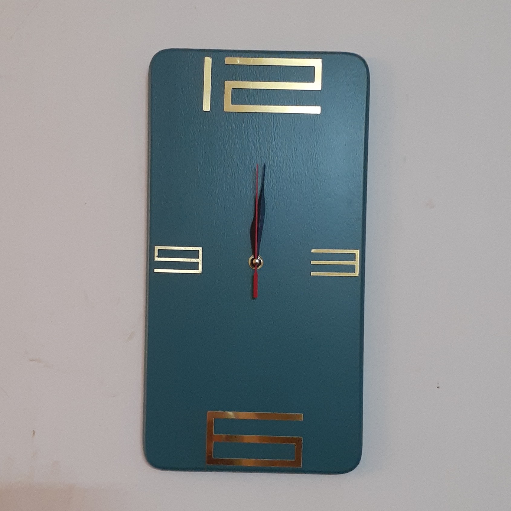 ساعت دیواری مدرن