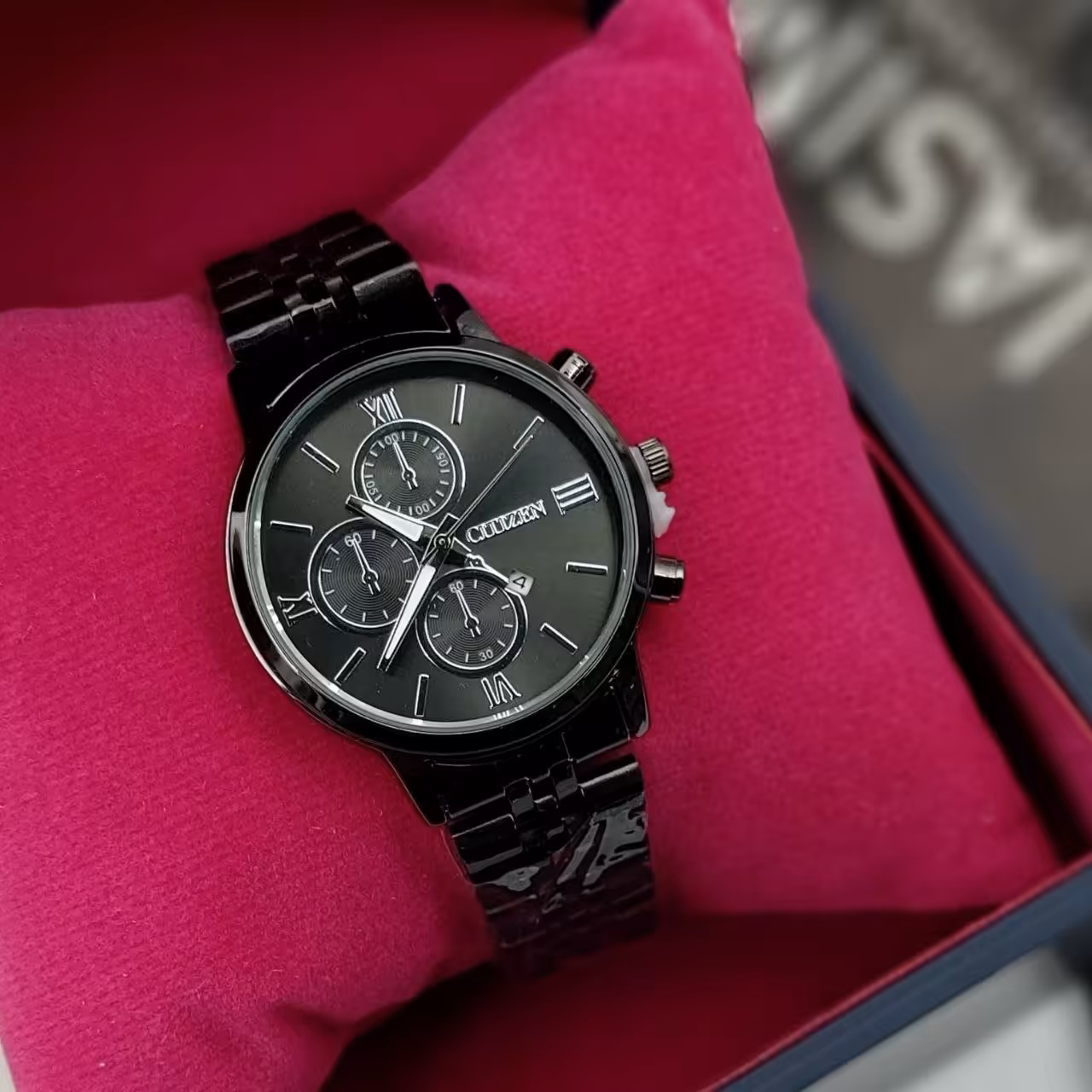 ساعت زنانه سیتیزن بدنه استیل طرح سه موتوره همراه جعبه