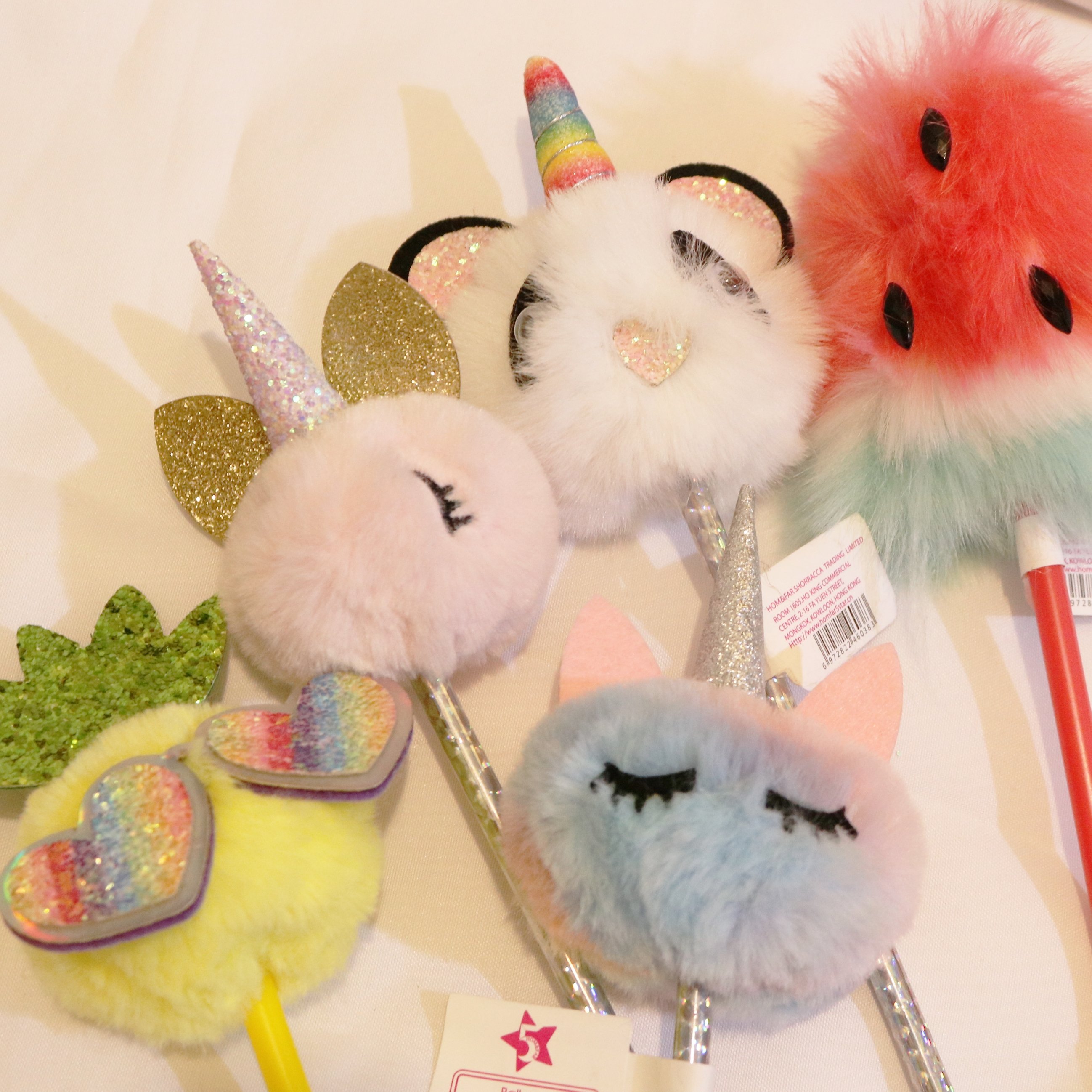 روان نویس فانتزی پوم پوم پولیشی اورجینال طرح خوراکی / خودکار فانتزی پوم پوم آناناس، هندوانه جوهر آبی 