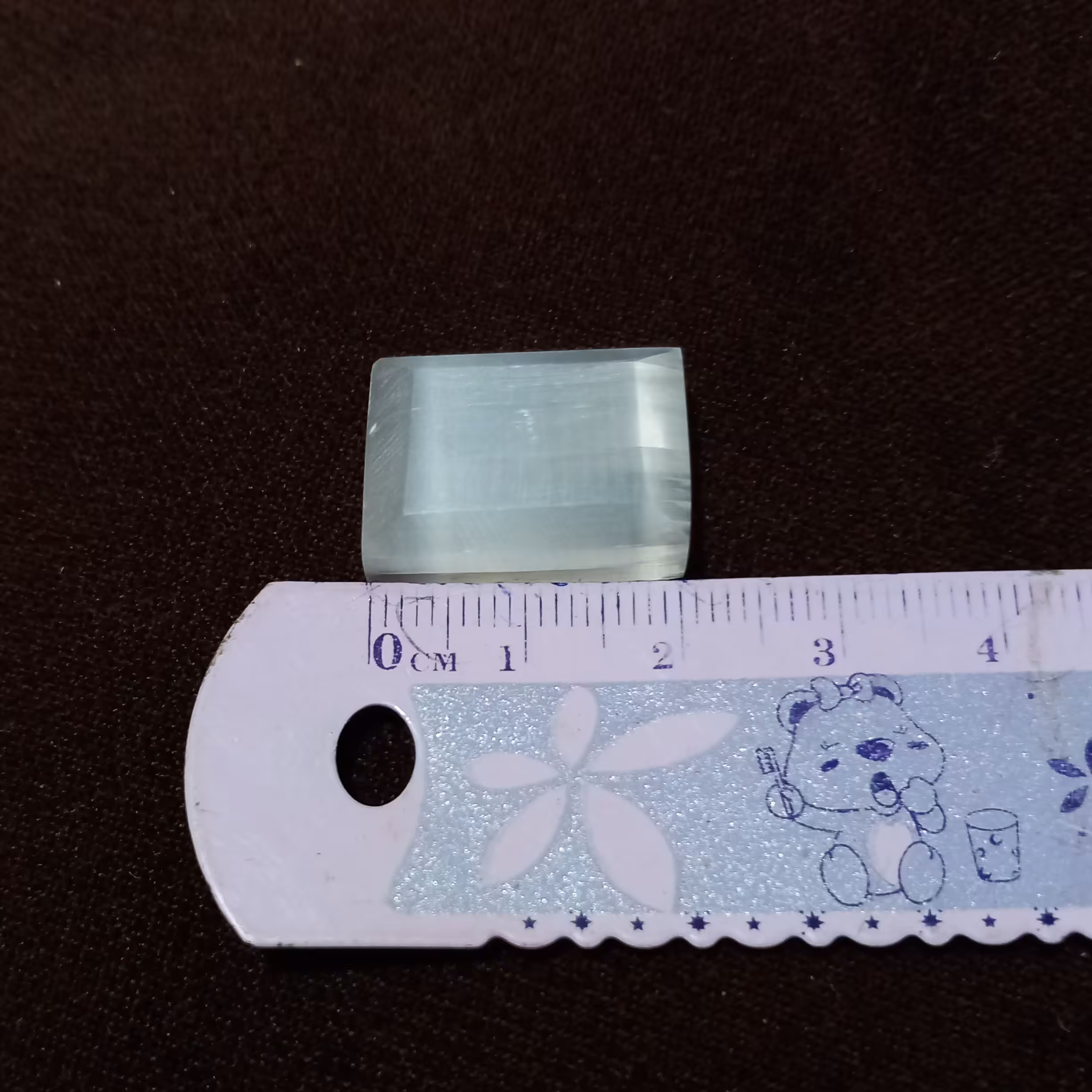 نگین سنلایت اصل و طبیعی  تراش دست و به شرط اصالت