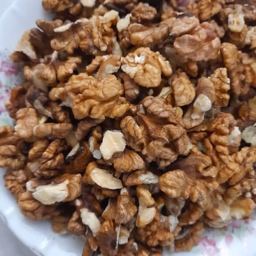 مغز گردو ی قهوه ای تازه و روغنی 1 کیلویی