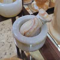 آسیاب دستی زعفران و ادویه جات ،بسیار کاربردی و زیبا،سنگ طبیعی