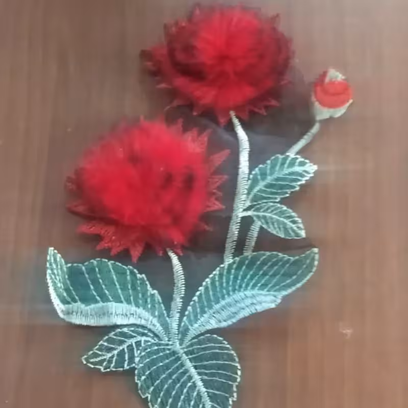 اپلیکه گل قرمز خز 1 عدد