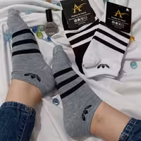 جوراب مچی نخی مردانه زنانه طرح آدیداس خطی در 4رنگ با کیفیت و تراکم نخ بالا مطابق عکس 