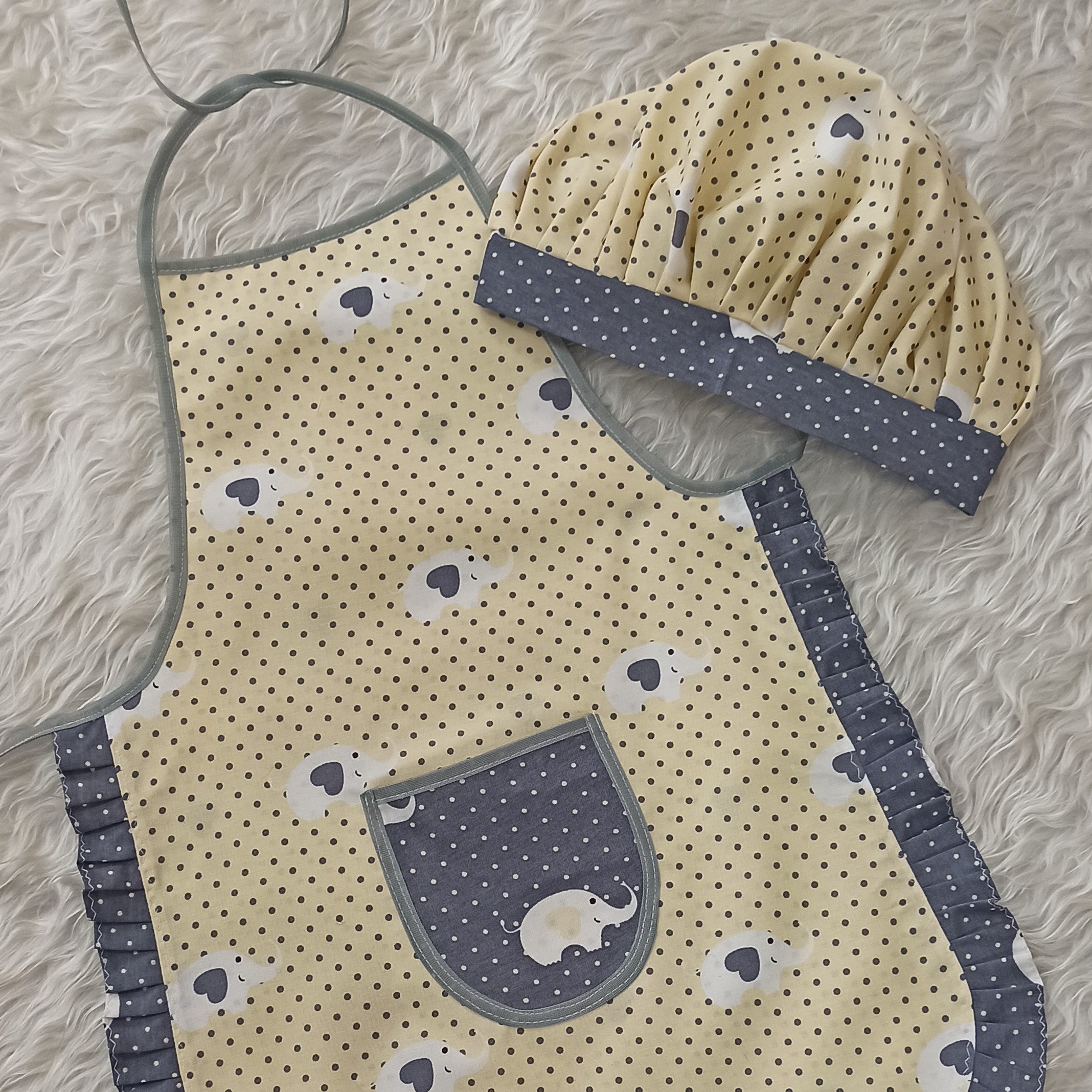 پیشبند کودک