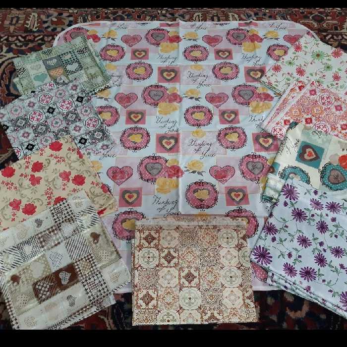 سفره چهار نفره نواردوزی شده دورو سایز 1 در 1 متر