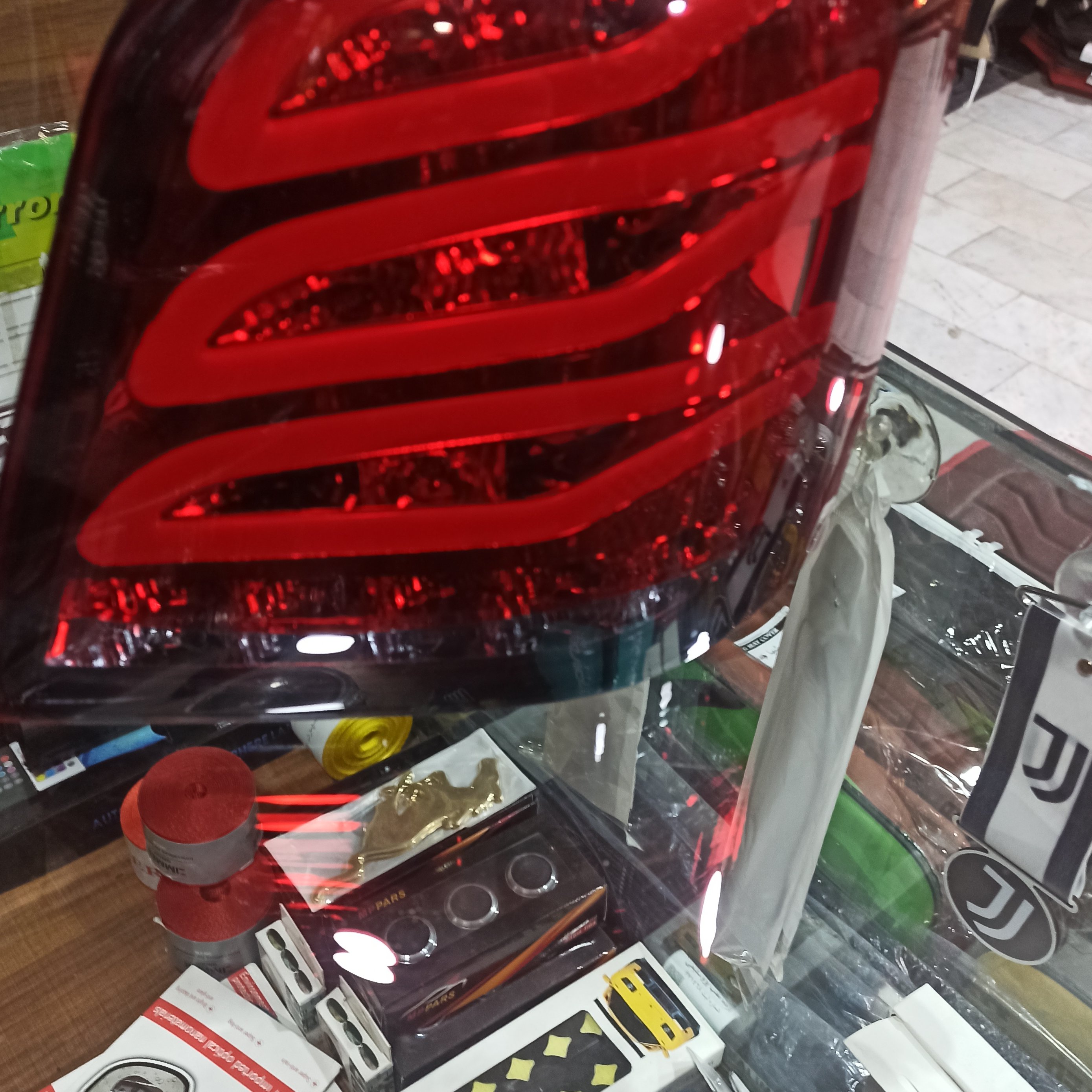 خطر اسپرت 111نئون دار