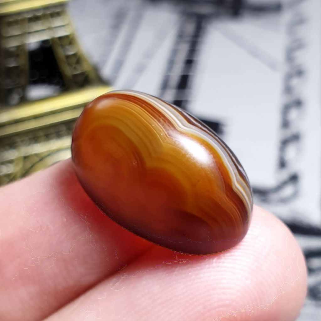  نگین فوق العاده زیبای سنگ خاص عقیق خراسانی اصل معدنی
کد  25801