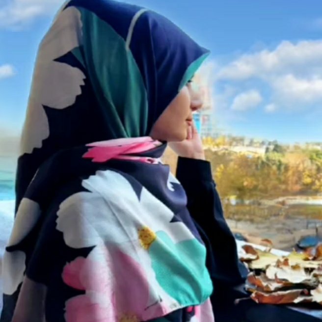 روسری گل دار دلربا