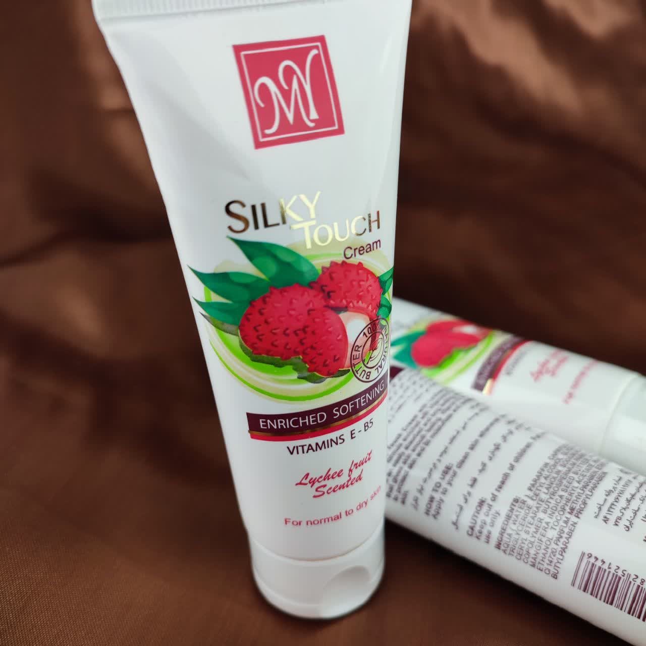 کرم مرطوب کننده و نرم کننده  مای مدل سیلکی تاچ