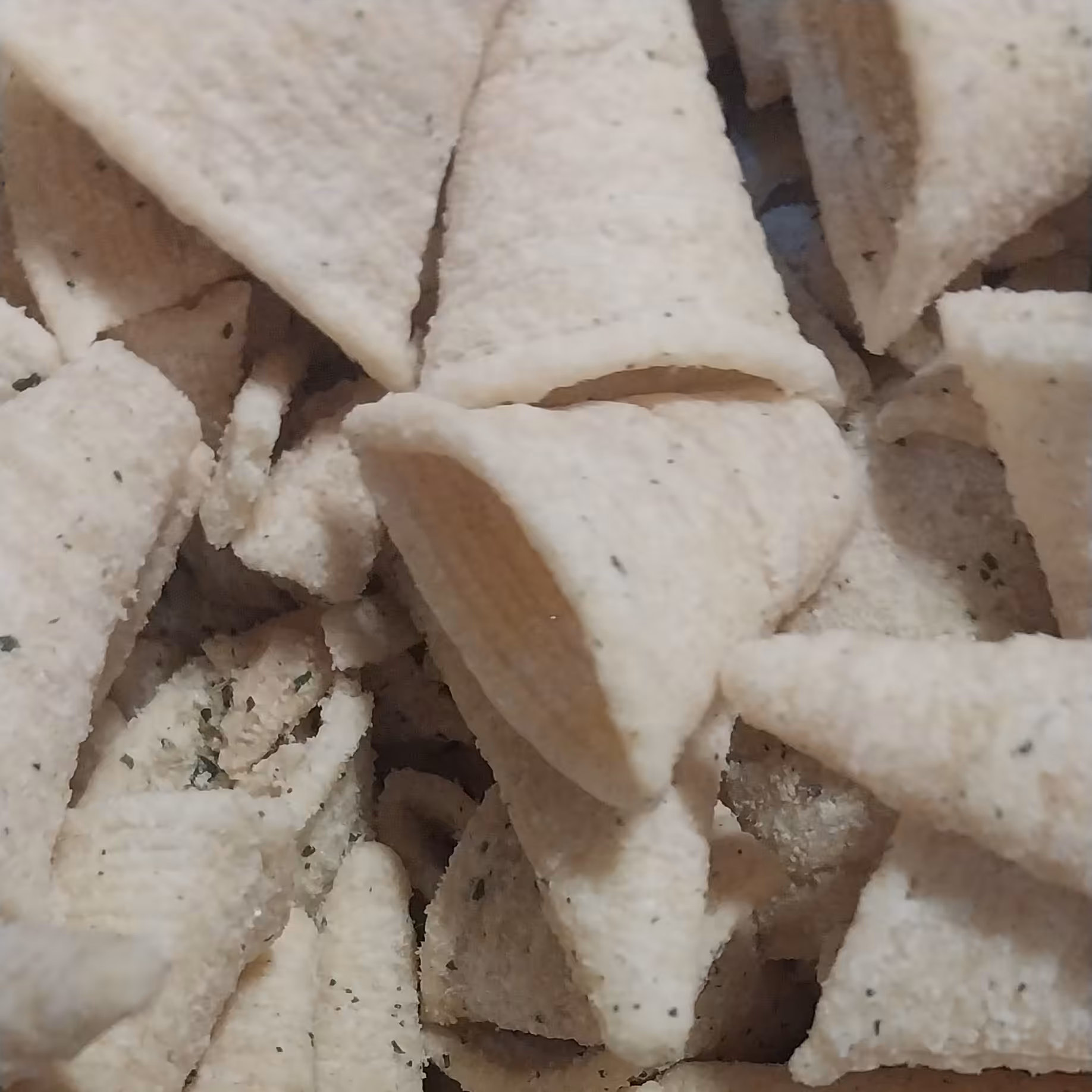 چیپس غلات بیوگلز پیاز و جعفری