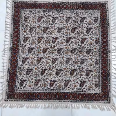 رومیزی و سفره قلمکار اصفهان  طرح سنتی سلسله درجه یک 1×1 متر
